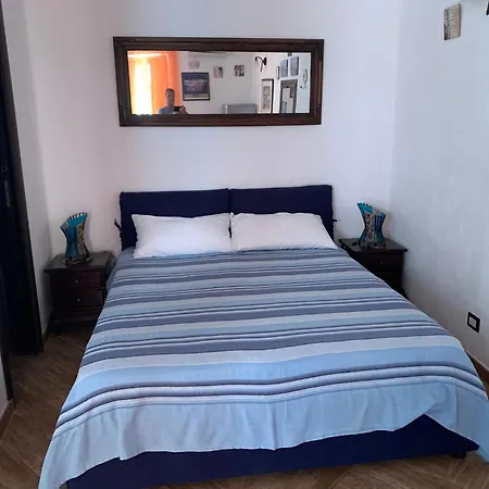 Casa Marta شقة تْشيفالو