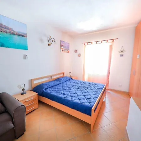 Casa Marta تْشيفالو